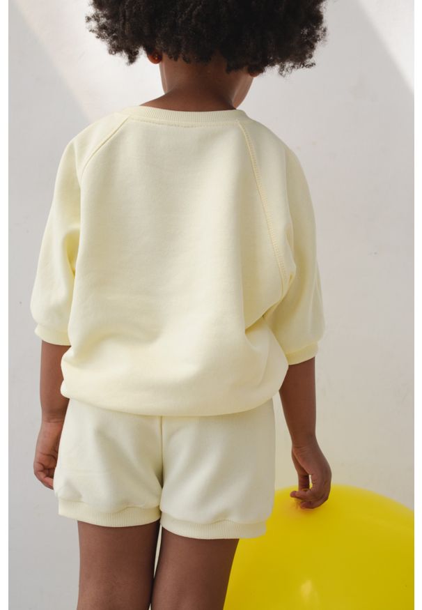 Marsala - MINI spodenki z obszyciem w kolorze ICE LEMON - BOBBY-128-134 (8-9). Kolor: żółty. Materiał: poliester, dzianina, guma, bawełna. Wzór: haft, gładki, jednolity. Styl: elegancki