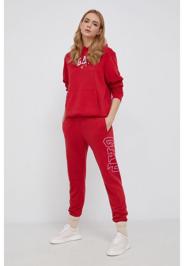 GAP Bluza x Disney kolor czerwony z kapturem z nadrukiem. Typ kołnierza: kaptur. Kolor: czerwony. Materiał: poliester, dzianina. Wzór: nadruk, motyw z bajki