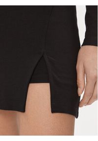 Tommy Jeans Spódnica mini DW0DW17436 Czarny Slim Fit. Kolor: czarny. Materiał: wiskoza, syntetyk