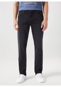 Wrangler - WRANGLER MĘSKIE SPODNIE JEANSOWE GREENSBORO FILM NOIR 112350664 W15Q016835
