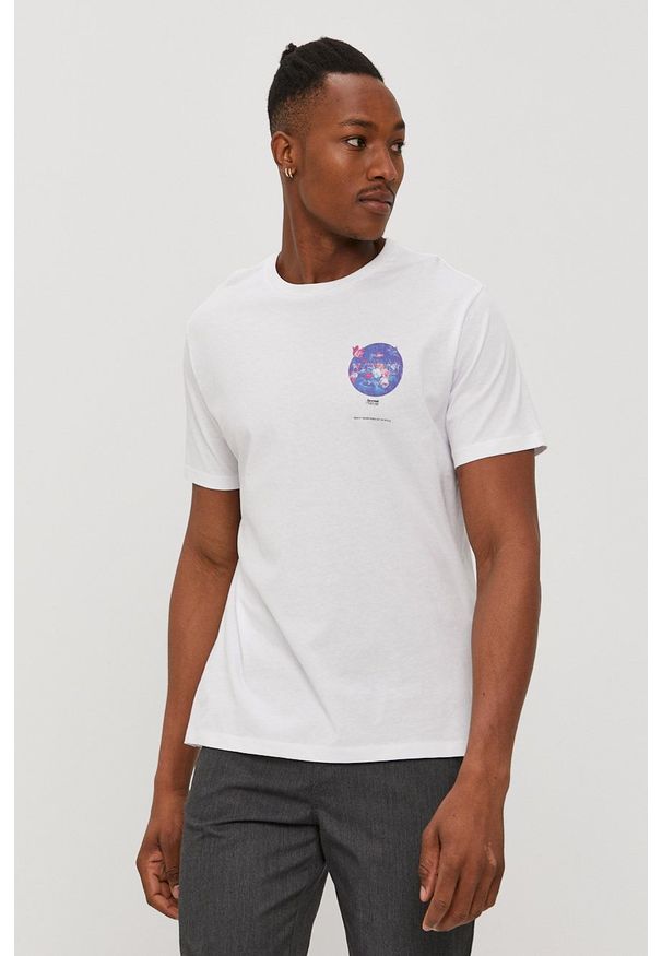 Levi's® - Levi's - T-shirt. Okazja: na co dzień, na spotkanie biznesowe. Kolor: biały. Materiał: dzianina. Wzór: nadruk. Styl: biznesowy, casual