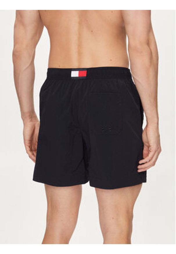 TOMMY HILFIGER - Tommy Hilfiger Szorty kąpielowe UM0UM03280 Granatowy Regular Fit. Kolor: niebieski. Materiał: syntetyk