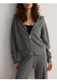 Reserved - Rozpinany sweter z kapturem - szary. Typ kołnierza: kaptur. Kolor: szary. Materiał: wiskoza #1