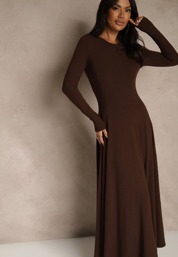 Renee - Brązowa Rozkloszowana Sukienka z Bawełny Tusmala. Okazja: na co dzień. Kolor: brązowy. Materiał: bawełna. Typ sukienki: proste. Styl: casual, elegancki