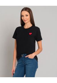 COMME DES GARCONS PLAY - Czarny t-shirt z sercem. Okazja: na co dzień. Kolor: czarny. Materiał: jeans. Styl: klasyczny, casual #1