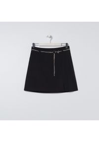 Sinsay - Spódnica mini z łańcuchem - Czarny. Kolor: czarny #1