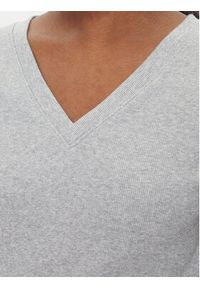 Calvin Klein Jeans T-Shirt LV047C910G Szary Regular Fit. Kolor: szary. Materiał: bawełna #4