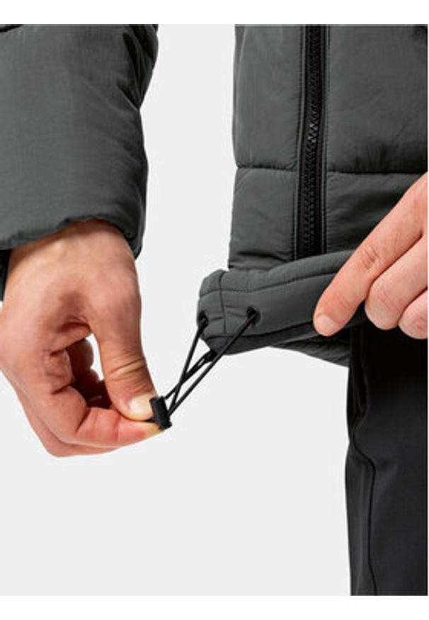 Jack Wolfskin Kurtka zimowa Karolinger Jkt 1207831 Zielony Regular Fit. Kolor: zielony. Materiał: syntetyk. Sezon: zima