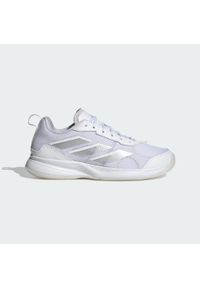 Adidas - Avaflash Low Tennis Shoes. Kolor: szary, biały, wielokolorowy. Materiał: materiał. Sport: turystyka piesza, tenis
