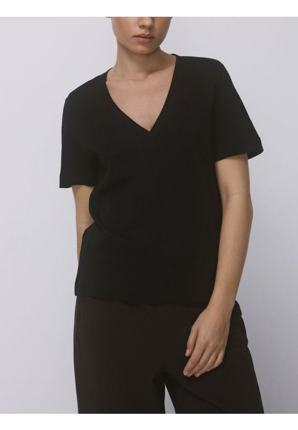 Reserved - T-shirt z bawełny merceryzowanej - czarny. Kolor: czarny. Materiał: bawełna