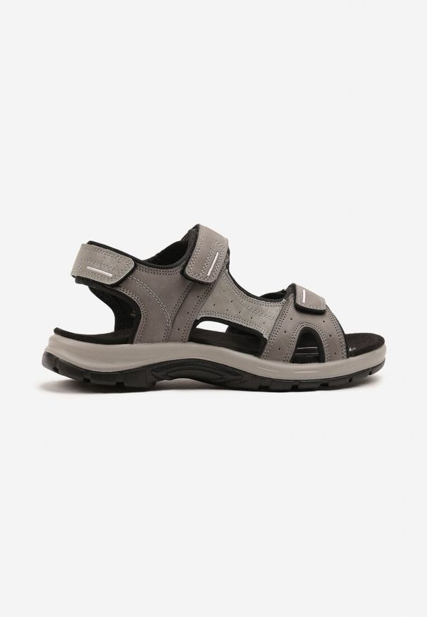 Born2be - Szare Sandały Vices w Sportowym Stylu z Perforacją Solazi. Okazja: na plażę, na spacer, na co dzień. Nosek buta: otwarty. Zapięcie: rzepy. Kolor: szary. Materiał: jeans. Wzór: kolorowy. Sezon: lato. Styl: sportowy
