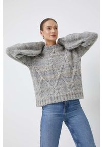 United Colors of Benetton sweter z domieszką wełny damski kolor szary ciepły. Kolor: szary. Materiał: wełna. Długość rękawa: długi rękaw. Długość: długie. Wzór: ze splotem #1