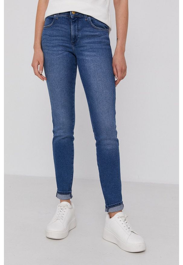 Wrangler jeansy Skinny Airblue damskie medium waist. Kolor: niebieski
