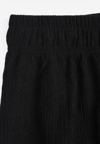 Renee - Czarne Teksturowane Spodnie Wide Leg z Wiązaniem w Talii Pirethei. Kolor: czarny. Materiał: materiał. Styl: elegancki #4