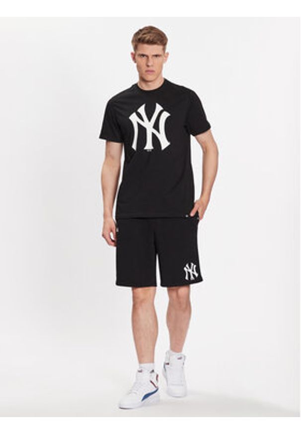 47 Brand T-Shirt MLB New York Yankees Imprint 47 Echo Tee BB017TEMIME544088JK Czarny Regular Fit. Kolor: czarny. Materiał: bawełna