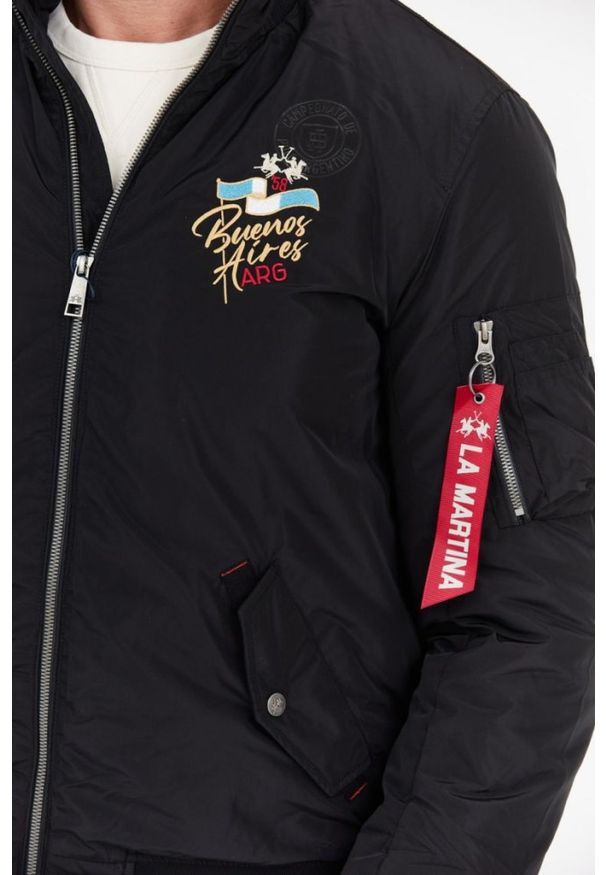 La Martina - LA MARTINA Czarna męska kurtka bomberka, Rozmiar XL. Typ kołnierza: polo. Kolor: czarny. Materiał: nylon