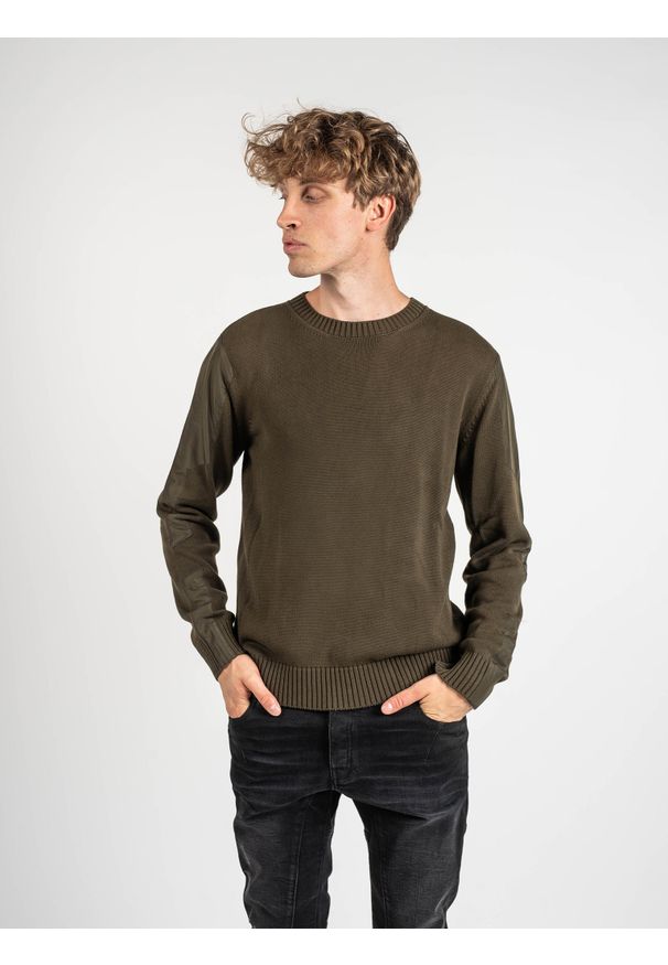 Les Hommes Sweter | LKK112-603A | Jumper With Nylon | Mężczyzna | Khaki, Wojskowa Zieleń. Okazja: na co dzień. Kolor: brązowy. Materiał: bawełna. Styl: militarny