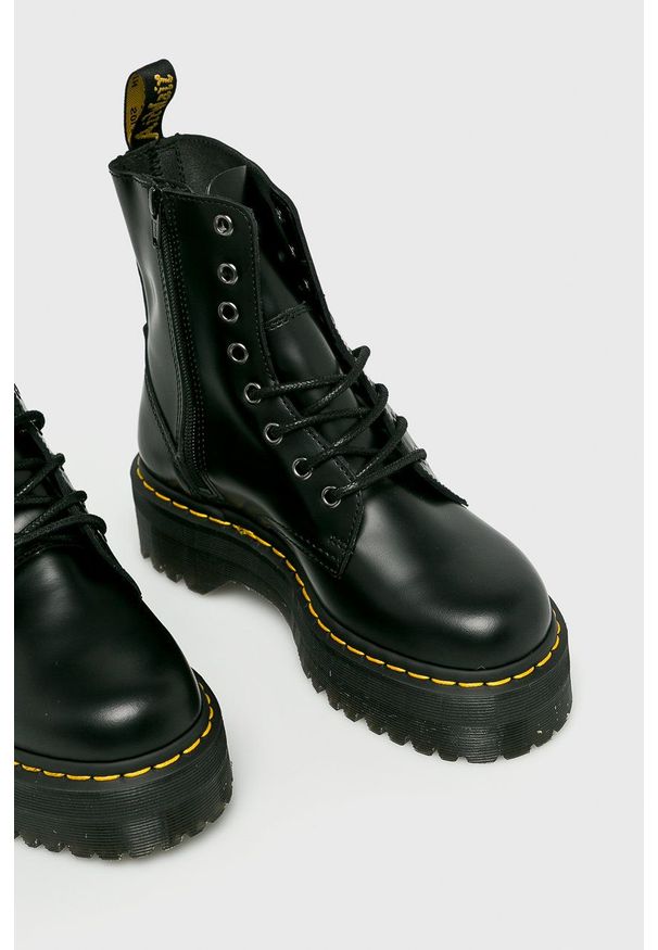 Dr. Martens - Dr Martens - Buty skórzane Jadon. Nosek buta: okrągły. Zapięcie: sznurówki. Kolor: czarny. Materiał: skóra. Szerokość cholewki: normalna