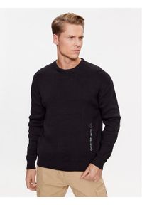 Calvin Klein Jeans Sweter Vertical J30J323977 Czarny Regular Fit. Kolor: czarny. Materiał: bawełna