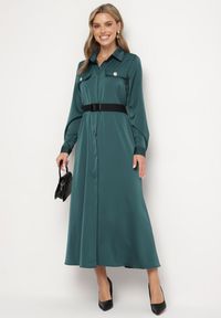 Born2be - Zielona Sukienka Szmizjerka z Satyny Ozdobiona Paskiem i Imitacjami Kieszeni Vamilea. Okazja: na co dzień. Kolor: zielony. Materiał: satyna. Wzór: aplikacja. Typ sukienki: szmizjerki. Styl: casual, elegancki, klasyczny #6