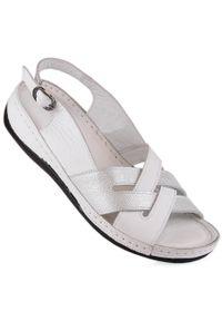 Skórzane sandały damskie płaskie białe T.Sokolski L22-521. Kolor: biały. Materiał: skóra