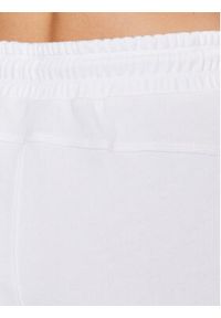 DKNY Sport Szorty sportowe DP3S4993 Biały Regular Fit. Kolor: biały. Materiał: bawełna, syntetyk #5