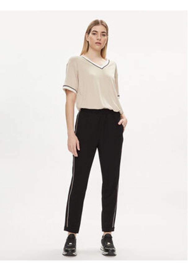 Liu Jo Spodnie dresowe TA4088 TS423 Czarny Regular Fit. Kolor: czarny. Materiał: syntetyk