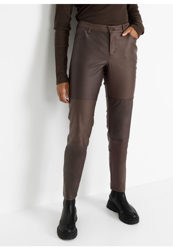 bonprix - Spodnie ze sztucznej skóry, w stylu color-blocking. Kolor: brązowy. Materiał: skóra