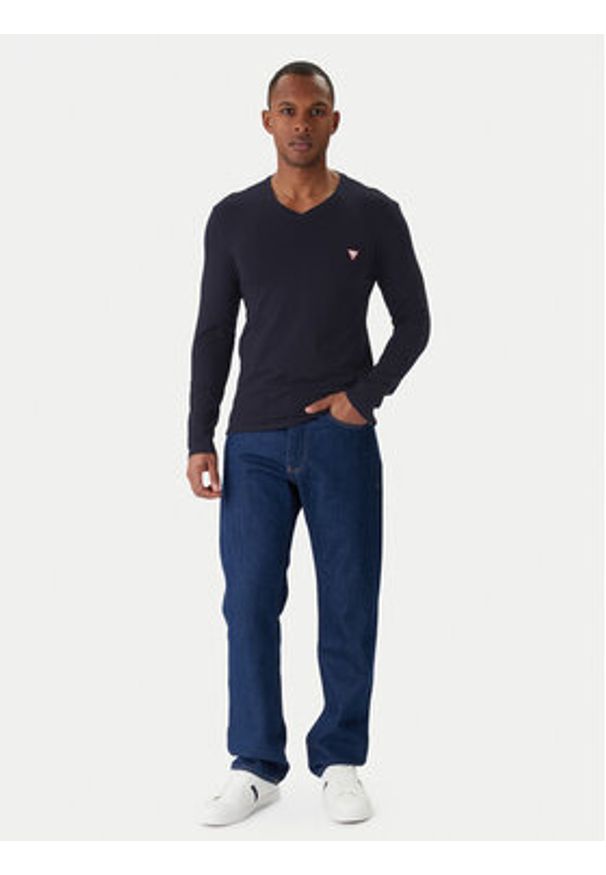 Guess Longsleeve M2YI08 J1314 Granatowy Slim Fit. Kolor: niebieski. Materiał: bawełna. Długość rękawa: długi rękaw