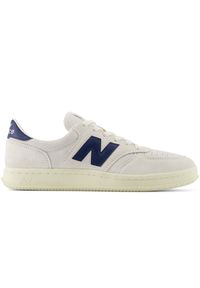Buty unisex New Balance CT500CF – beżowe. Kolor: beżowy. Materiał: guma, zamsz, skóra, nubuk. Szerokość cholewki: normalna. Sport: tenis