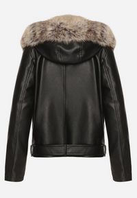 Born2be - Czarna Kurtka Ramoneska z Odpinanym Kapturem i Futrem Aplonna. Kolor: czarny. Materiał: futro. Sezon: zima, jesień. Styl: klasyczny #7