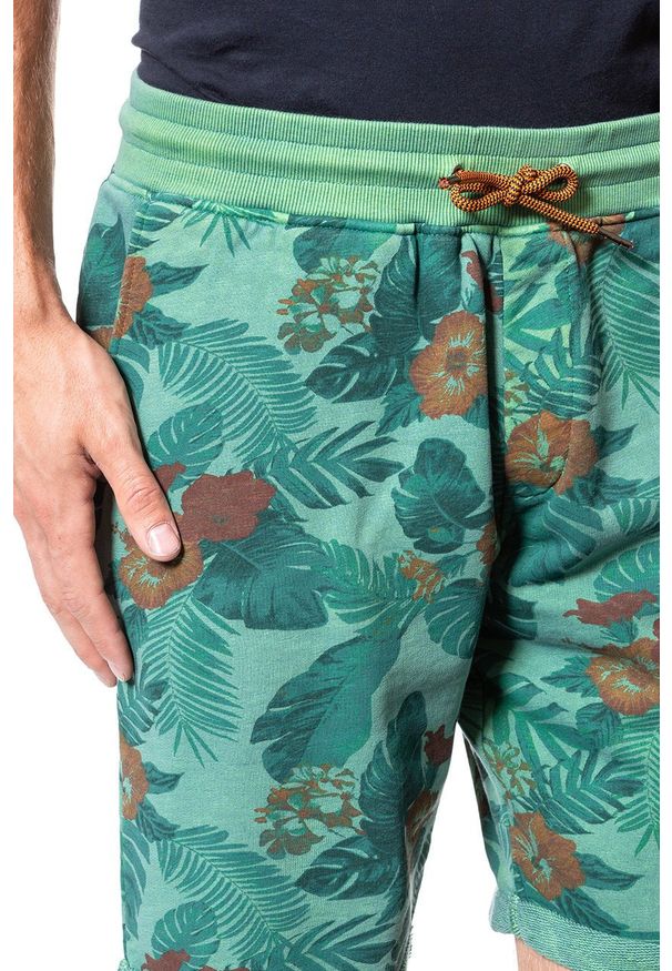 Mustang - SPODENKI MUSTANG Jim Sweat Shorts Summer Floral 1009733 11686. Materiał: dresówka