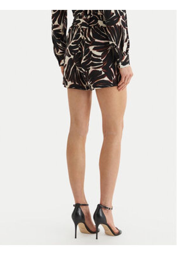 only - ONLY Szorty materiałowe Nova 15317850 Czarny Regular Fit. Kolor: czarny. Materiał: wiskoza