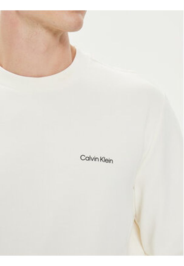 Calvin Klein Bluza Micro Logo K10K109926 Écru Regular Fit. Materiał: bawełna, syntetyk