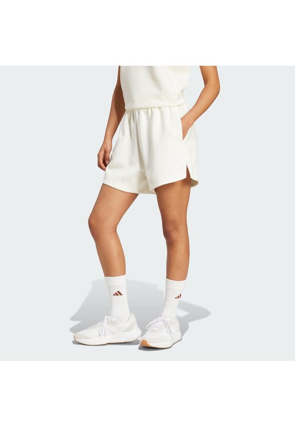 Adidas - Szorty Soft Lux Loose. Kolor: biały. Sport: fitness