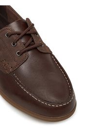 Clarks Mokasyny Bratton Boat 26181271 Brązowy. Kolor: brązowy. Materiał: skóra