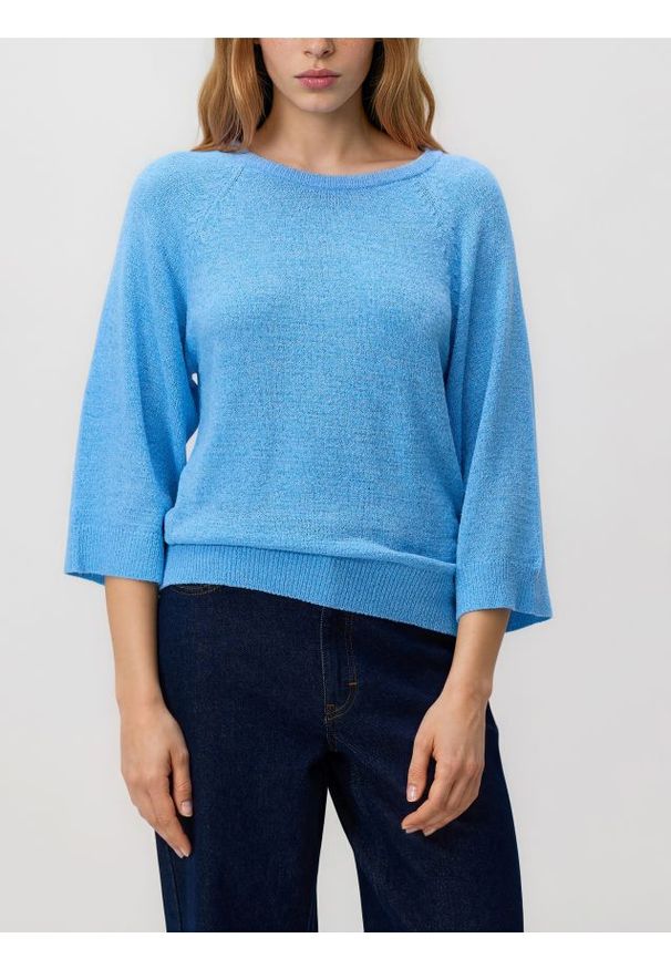 Reserved - Gładki sweter - jasnoniebieski. Kolor: niebieski. Materiał: dzianina. Wzór: gładki