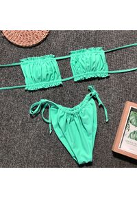 Intica - Bikini bandeau z regulowanymi ramiączkami na lato Jozien. Kolor: zielony. Materiał: materiał