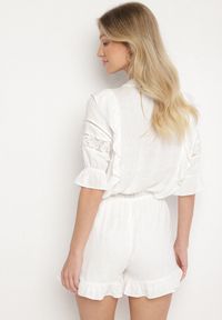 Born2be - Biały Kombinezon z Lnu i Wiskozy w Stylu Boho z Falbankami i Koronką Linalisse. Okazja: na co dzień. Kolor: biały. Materiał: wiskoza, len, koronka. Wzór: koronka. Styl: boho #7