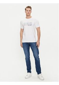 Guess T-Shirt M4GI26 J1314 Biały Slim Fit. Kolor: biały. Materiał: bawełna