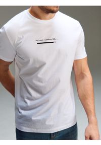 Sinsay - Bawełniana koszulka z nadrukiem - biały. Kolor: biały. Materiał: bawełna. Wzór: nadruk #1