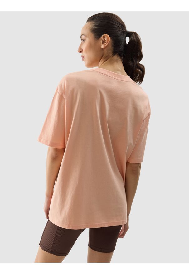 4f - 4F T-shirt oversize gładki damski - koralowy XL. Okazja: na co dzień. Kolor: różowy. Materiał: dzianina, jersey, bawełna. Wzór: gładki. Sezon: lato. Styl: sportowy, klasyczny, casual