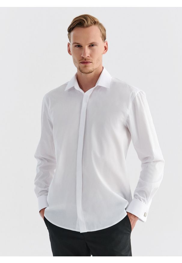Pako Lorente - PAKO LORENTE – Koszula męska WIT P000B-1X-406-B-K. Typ kołnierza: kołnierzyk klasyczny. Materiał: poliester, bawełna. Długość rękawa: długi rękaw. Długość: długie. Wzór: gładki. Styl: elegancki, klasyczny