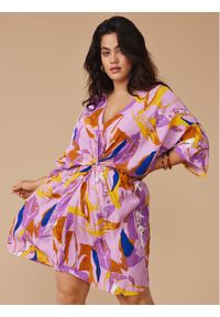 ONLY Carmakoma Sukienka 15291654 Fioletowy Regular Fit. Kolor: fioletowy. Materiał: wiskoza