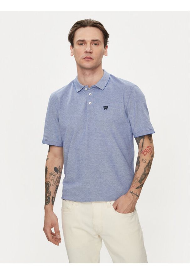 Wrangler Polo Refined 112350391 Niebieski Regular Fit. Typ kołnierza: polo. Kolor: niebieski. Materiał: bawełna