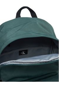 Calvin Klein Plecak Bold Round Backpack LV04D3114G Zielony. Kolor: zielony. Materiał: materiał #4