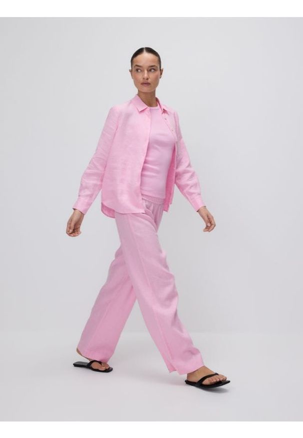 Reserved - Lniane spodnie - różowy. Kolor: różowy. Materiał: len