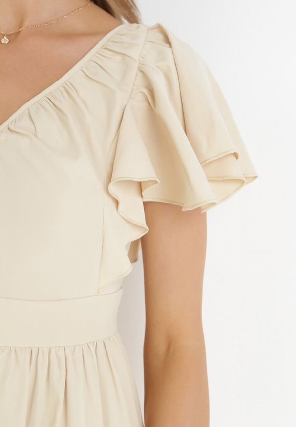 Born2be - Beżowa Sukienka Midi z Falbanami przy Ramionach Happisa. Typ kołnierza: kołnierz z falbankami. Kolor: beżowy. Styl: elegancki. Długość: midi