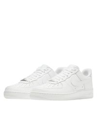 Buty do chodzenia dla dzieci Nike Air Force 1 LE. Zapięcie: sznurówki. Kolor: biały. Materiał: materiał. Szerokość cholewki: normalna. Model: Nike Air Force. Sport: turystyka piesza
