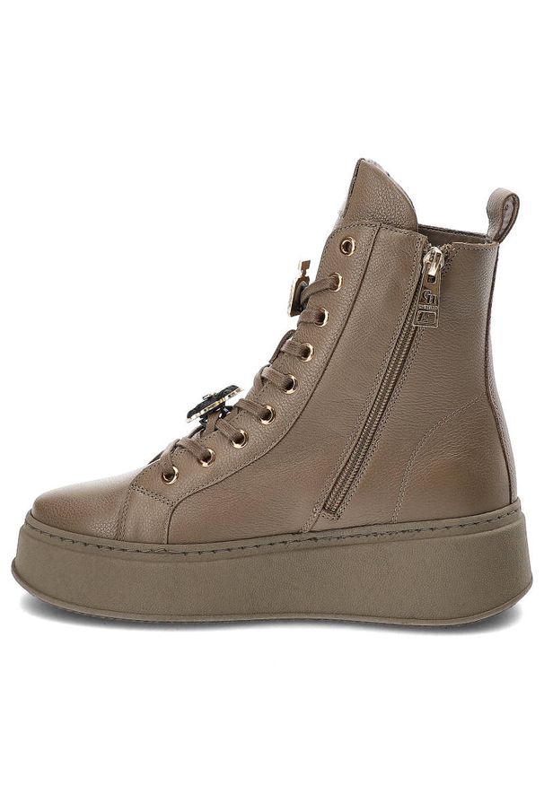 Brązowe Botki CheBello Skórzane Buty Damskie. Okazja: na uczelnię, na spotkanie biznesowe. Kolor: brązowy. Materiał: skóra. Sezon: jesień, zima. Obcas: na obcasie. Styl: elegancki, biznesowy, sportowy. Wysokość obcasa: średni